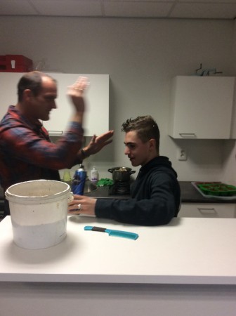 Giovanni bij kapsalon Kalle